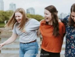 Cara Tepat Menghadapi Teman yang Haus Perhatian Tanpa Menguras Energi