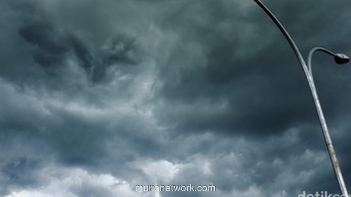 BMKG Prediksi Hilal Ramadan 2026 di Bandung Sulit Teramati Akibat Awan Tebal