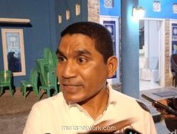 DPR Minta Dua Menteri Fokus Bantu Presiden, Jangan Saling Intrik