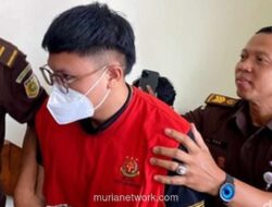 YouTuber Resbob Hadapi Tuntutan 4 Tahun Penjara atas Dugaan Penghinaan Suku Sunda
