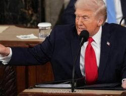 Trump Serukan Pengusiran Omar dan Tlaib Usai Diteriaki di Kongres