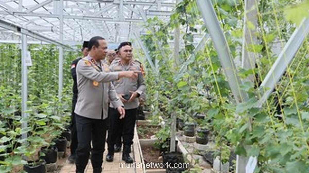 Kapolda Metro Jaya Apresiasi Inisiatif Warga Bekasi Kembangkan Rumah Kaca untuk Ketahanan Pangan