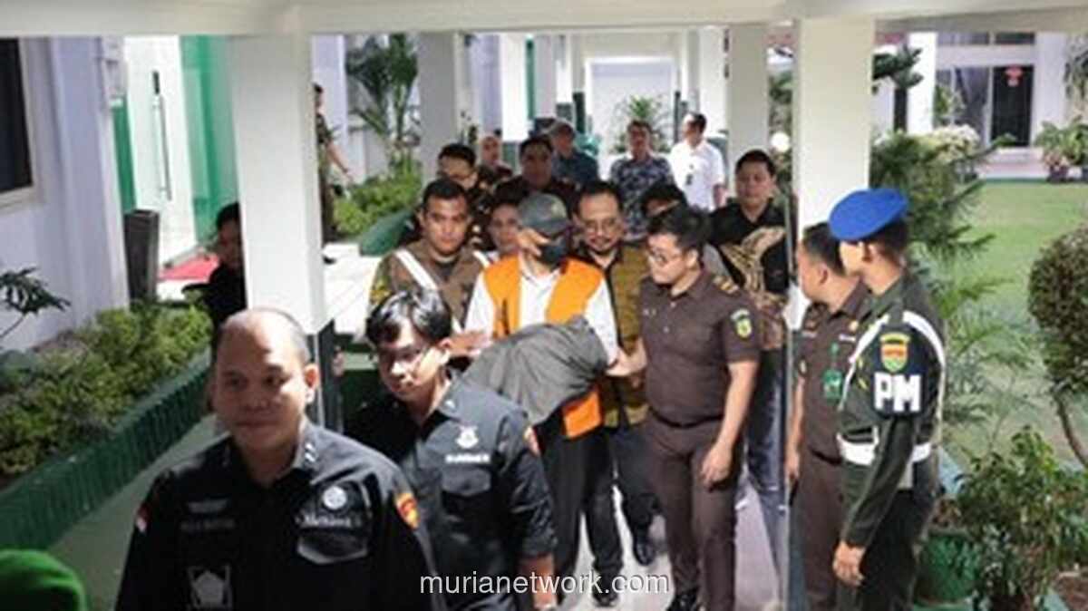 Mantan Bupati Bengkulu Utara Ditahan Terkait Kasus Korupsi Izin Tambang PT RSM