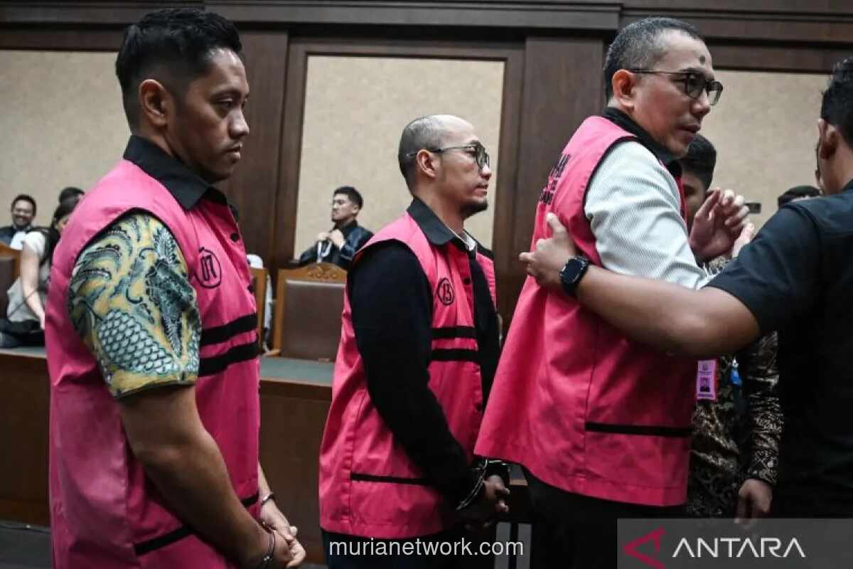 Tiga Petinggi Pertamina Divonis 9-10 Tahun Penjara atas Korupsi Rp9,42 Triliun