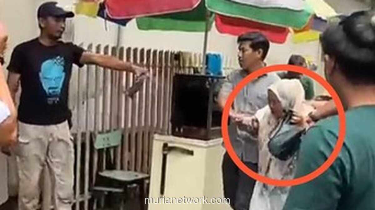 Warga Amankan Perempuan Diduga Bakar Toko Emas dan Kaburkan Perhiasan Rp 2 Miliar di Makassar