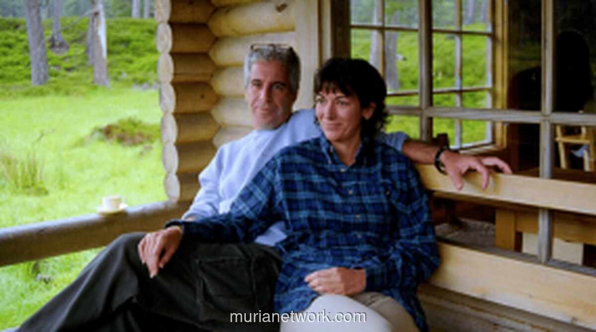 Ghislaine Maxwell Bungkam di Deposisi, Pengacara Tawarkan Kesaksian Jika Trump Beri Pengampunan