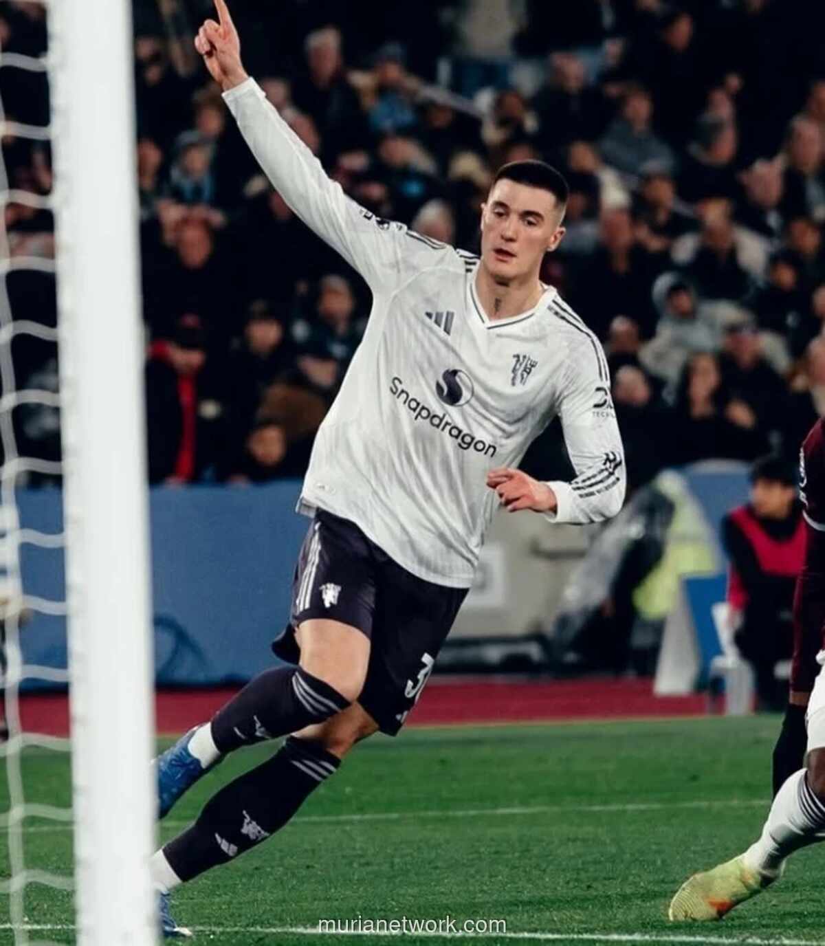 Benjamin Sesko Selamatkan MU dari Kekalahan dengan Gol Injury Time Lawan West Ham