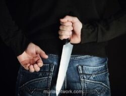 Mantan Kepala Desa Ditusuk Usai Salat Jumat di Bogor