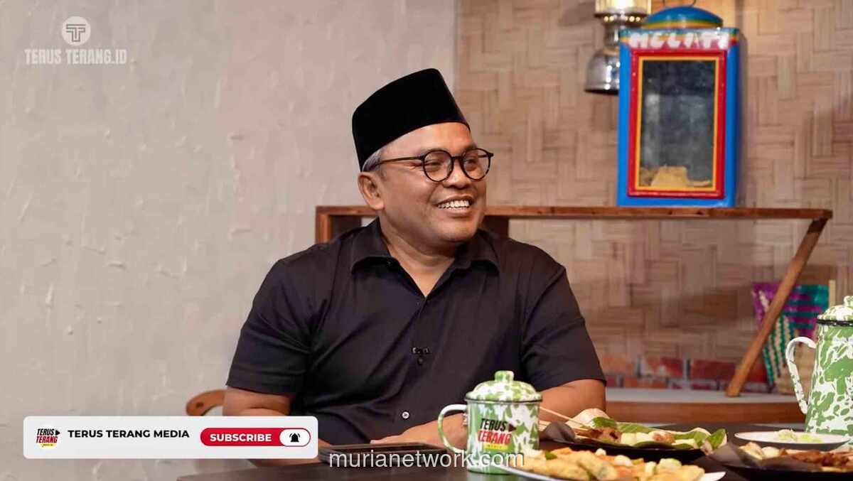 Islah Bahrawi Tolak Wacana Polri Dibawah Kementerian, Desak Tetap di Bawah Presiden
