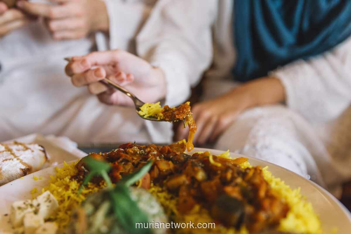 Jadwal Buka Puasa Bekasi: Magrib 18.17 WIB, Isya 19.27 WIB