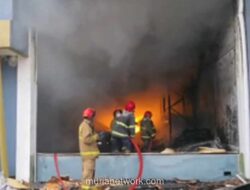 Kebakaran Gudang Pestisida di Tangsel Diduga Cemari Kali Angke