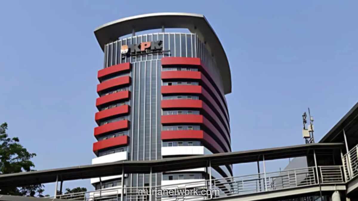 KPK Geledah Rumah Mantan Pj Sekda Pati Terkait Kasus Pemerasan Bupati