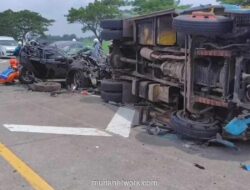 Tabrakan Beruntun di Tol Ngawi-Solo Akibat Pengereman Mendadak, Tiga Orang Terluka