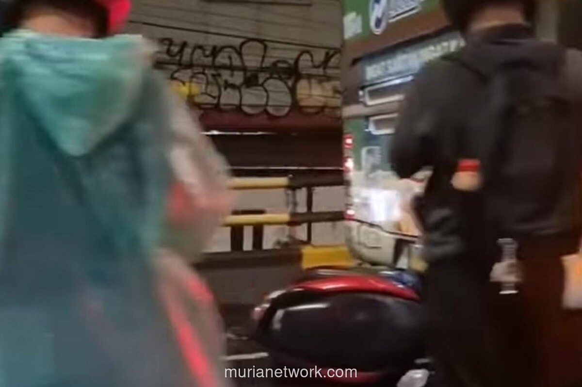 Pengendara Motor Tabrak Bus Transjakarta Kosong di Cijantung, Tak Ada Korban Jiwa