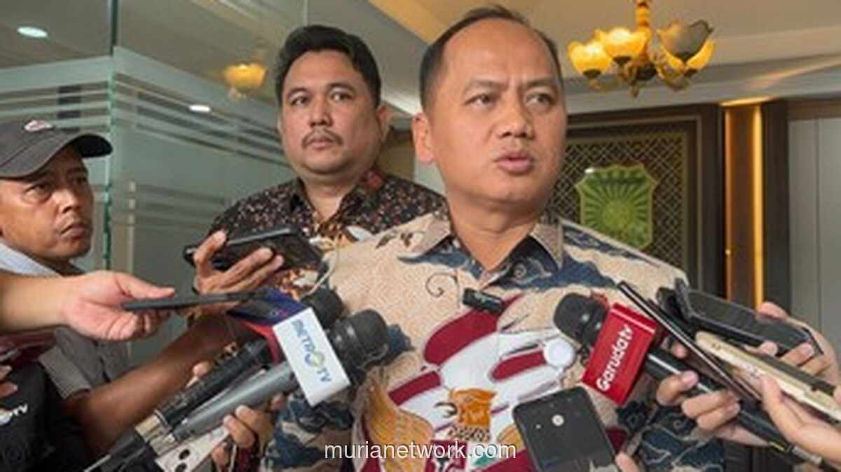 Kejagung Geledah 16 Lokasi, Sita Mobil Mewah dalam Kasus Korupsi Ekspor Limbah Sawit Rp14 Triliun