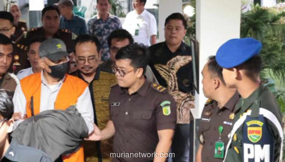 Mantan Bupati Bengkulu Utara Ditahan Tersangka Korupsi Tambang Batu Bara
