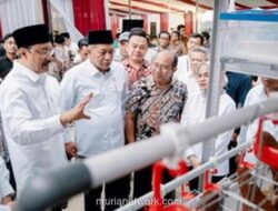 Kemensos Salurkan Ayam Petelur ke 70 Keluarga di Purworejo untuk Transisi ke Kemandirian Ekonomi