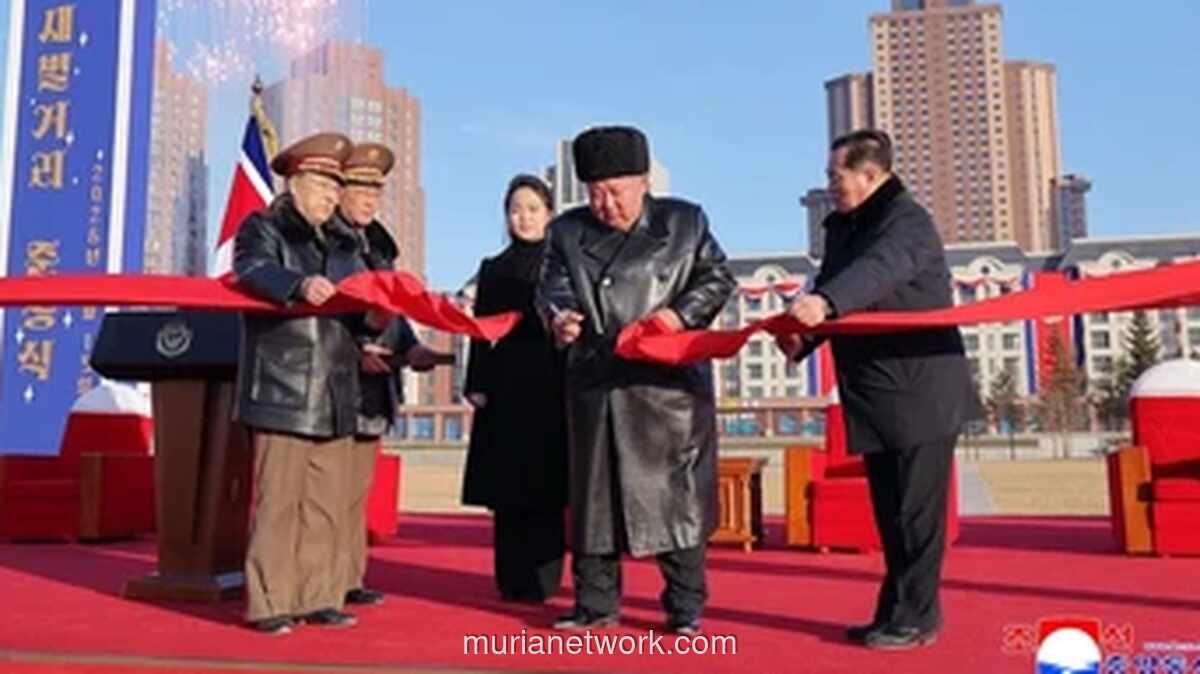 Kim Jong Un Resmikan Perumahan Khusus Keluarga Prajurit Korut Gugur di Ukraina