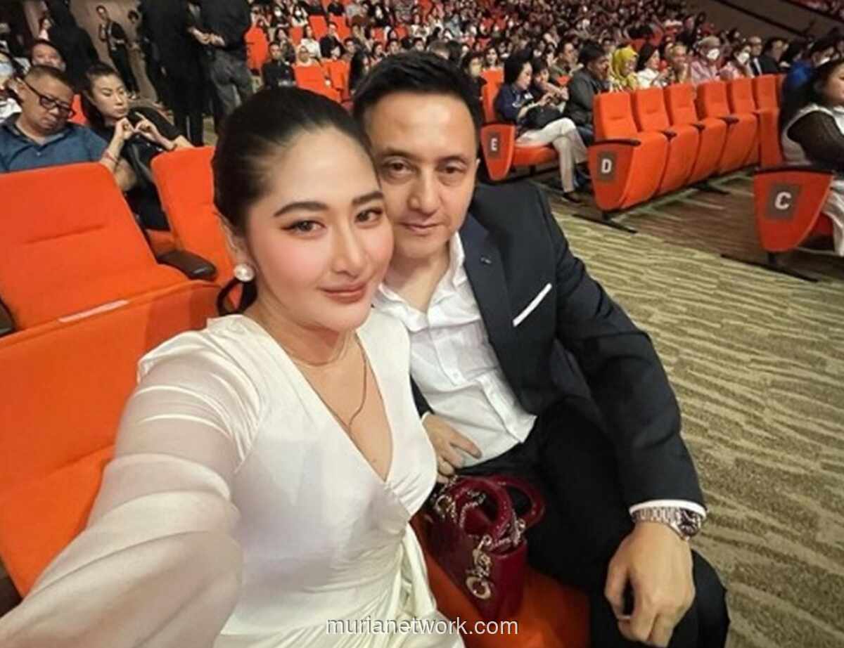 Ricky Subagja Ungkap Awal Mula Dipanggil Om oleh Istri yang Berusia 26 Tahun Lebih Muda
