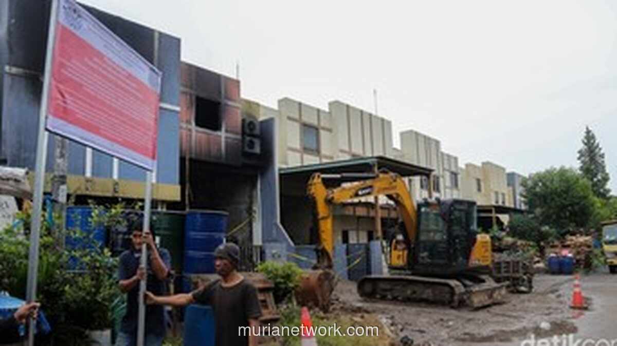 Kebakaran Gudang Pestisida di Tangsel Berhasil Dipadamkan, Puluhan Drum Masih Dievakuasi