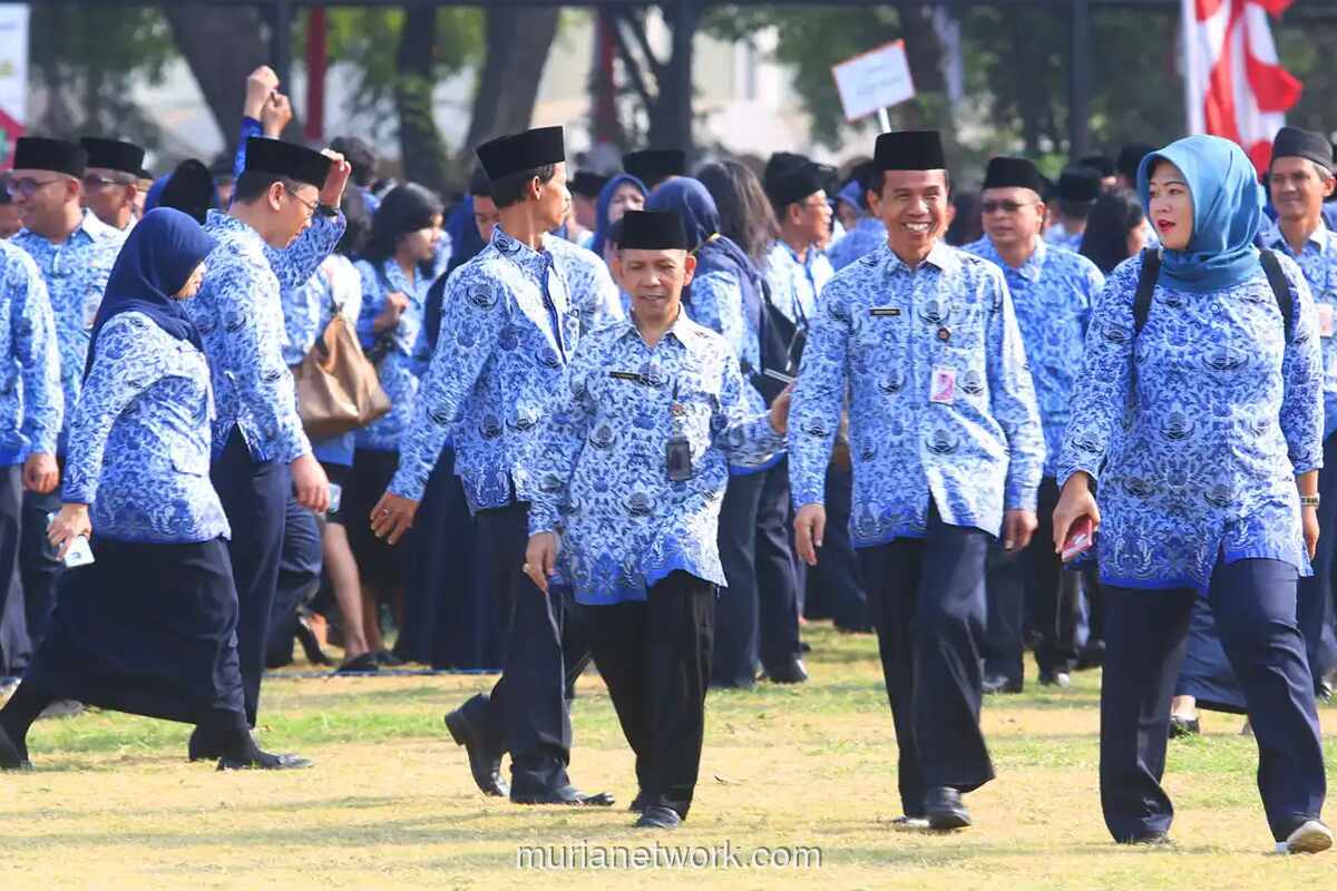 DPR Perjuangkan Guru Madrasah Swasta Jadi PPPK pada 2026