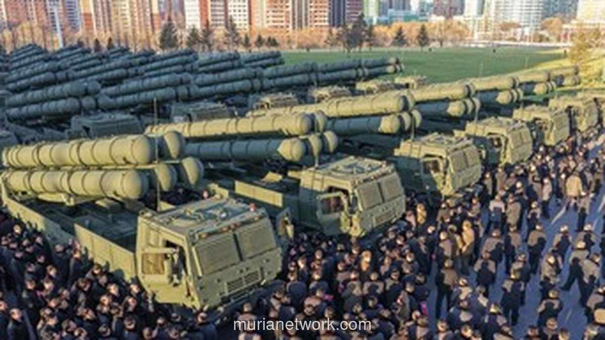 Korea Utara Pamerkan Sistem Roket Berkaliber Besar Jelang Kongres Partai