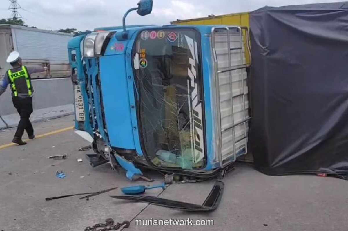 Tabrakan Beruntun Empat Kendaraan di Tol Ngawi-Solo, Tiga Orang Luka Ringan