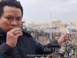 Warga Iran Banjiri Jalan Rayakan 47 Tahun Revolusi Islam di Teheran