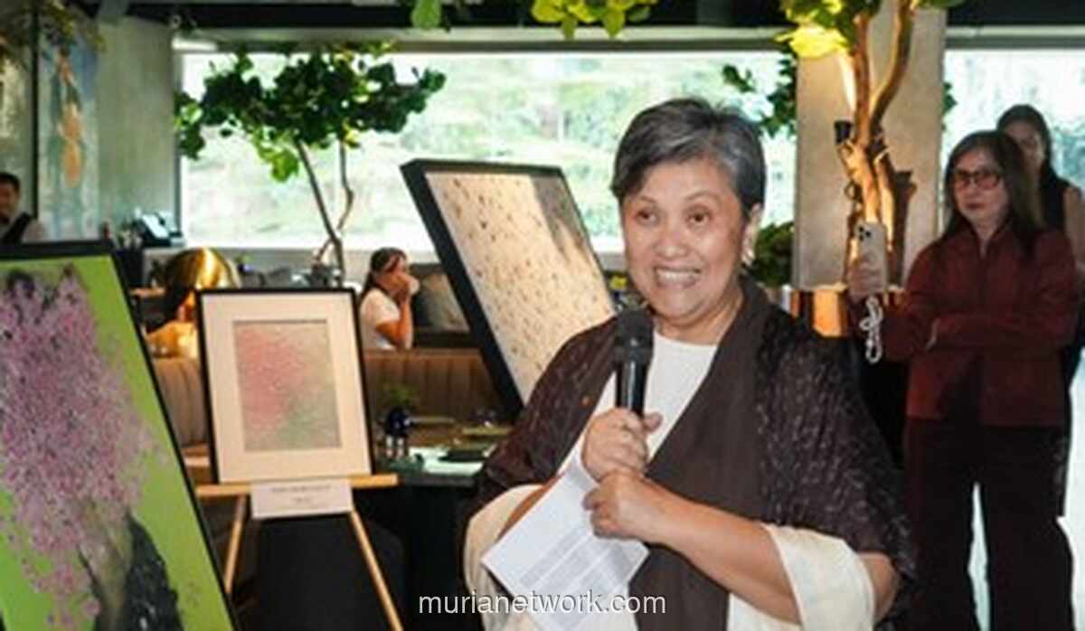 Wakil Ketua MPR Soroti Peran Dukungan Masyarakat bagi Pejuang Kanker di Pameran Lukisan