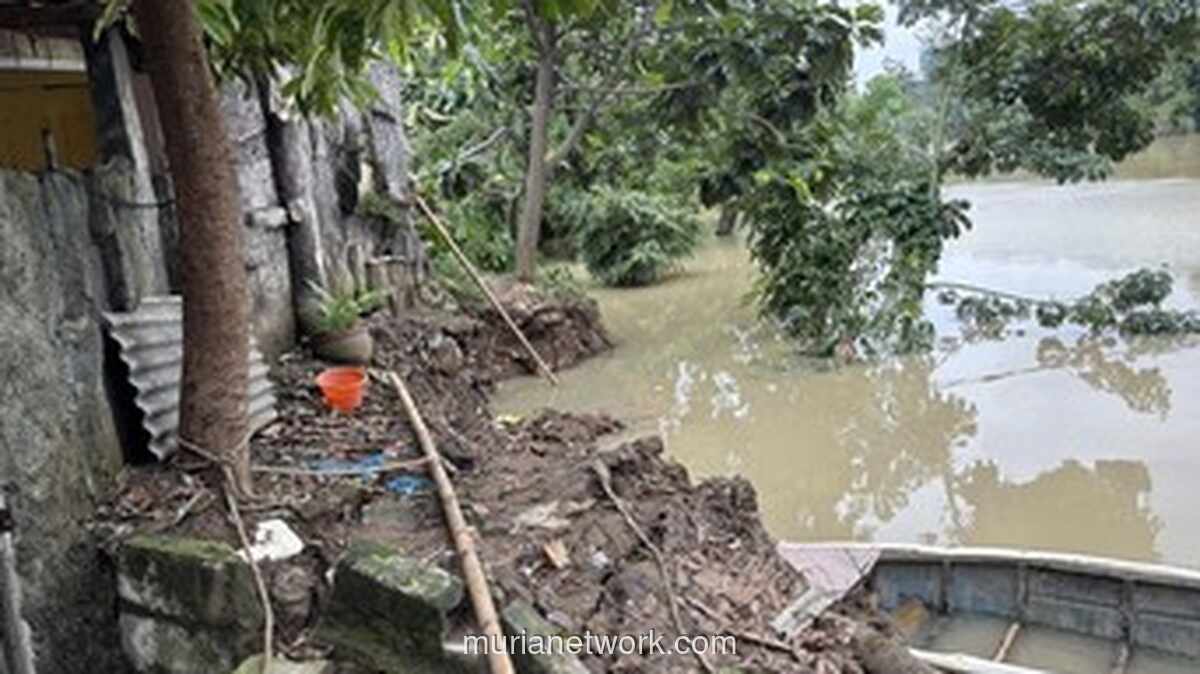 Longsor Rusak Jalan dan Fasilitas Wisata Hutan Bambu Bekasi