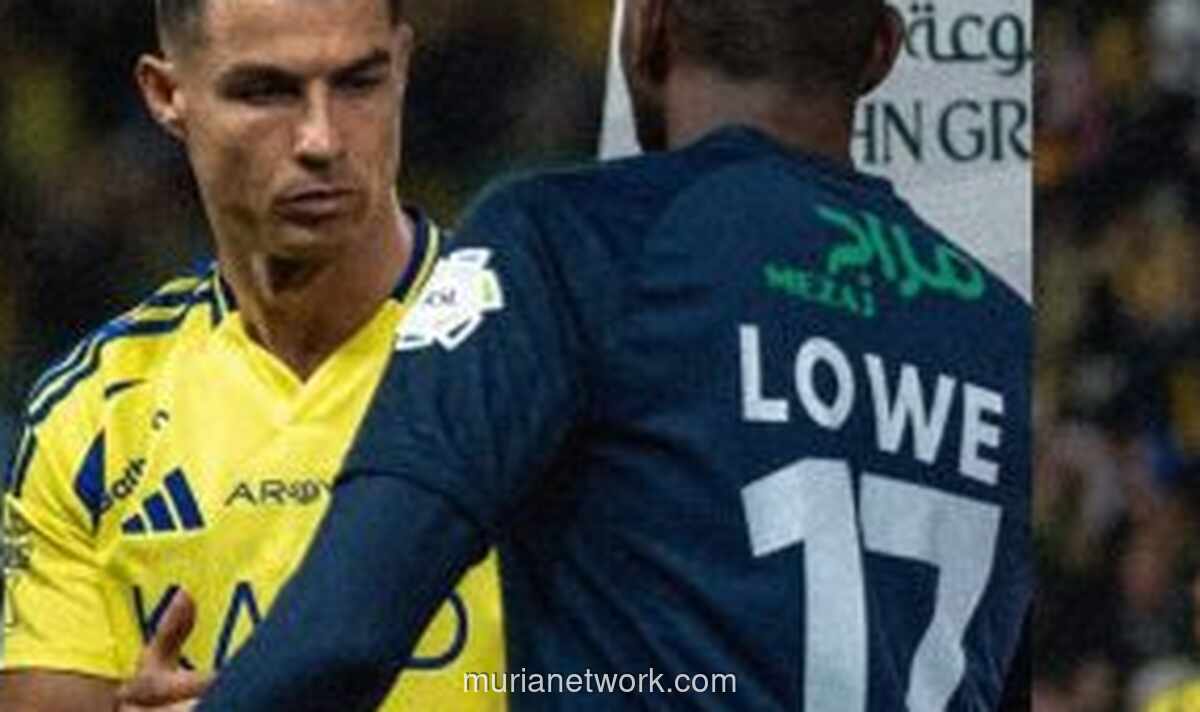 Dewa United Rekrut Bek Jamaika Damion Lowe untuk Perkuat Pertahanan