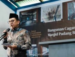 Menteri Fadli Zon Resmikan Pemugaran Masjid Cagar Budaya Padang Betuah di Bengkulu