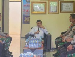 Menko Polkam Djamari Tinjau Sinergi TNI-Polri di Akar Rumput di Malang