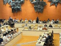 Menteri Sosial Ungkap 54 Juta Warga Miskin Belum Terima Bantuan Kesehatan