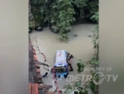 Jembatan Gantung Putus di Tanggamus, 18 Penumpang Selamat Meski Tercebur ke Sungai