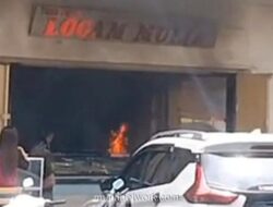 Perempuan Diduga Bakar Toko Emas di Makassar Diamankan Warga