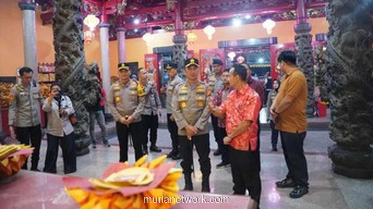 Kapolda Sumsel Tinjau Langsung Pengamanan Klenteng Jelang Imlek di Palembang