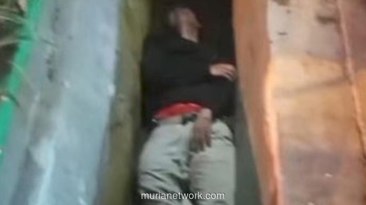 Pengendara Motor Terluka Parah Usai Terjatuh ke Selokan di Bogor Selatan