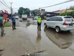 Siswi Tewas Tertimpa Truk Molen Diduga Akibat Jalan Rusak di Tangerang