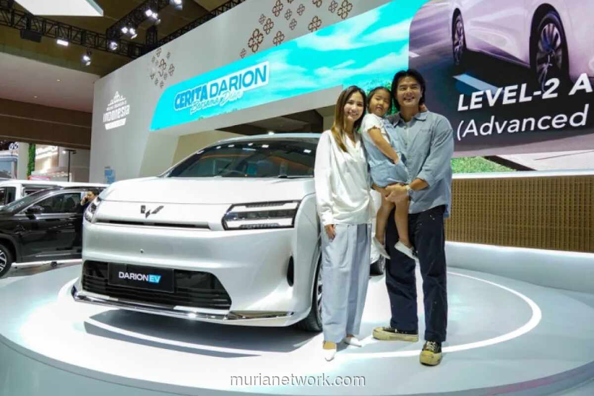 Dion Wiyoko Ungkap Alasan Keluarga Pilih Wuling Darion Sebagai Mobil Harian