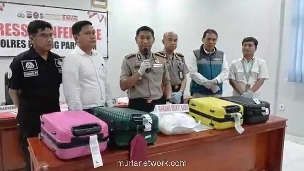 Polres Padang Pariaman Gagalkan Penyelundupan 7 Kg Sabu di Bandara Minangkabau