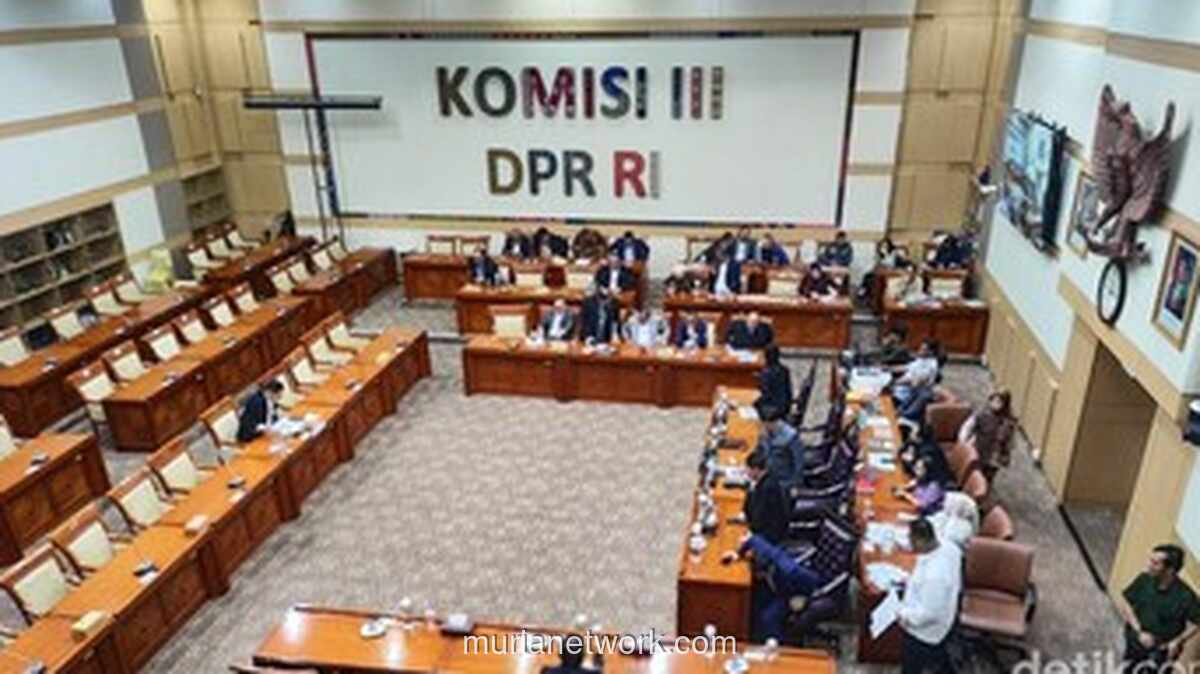 Permahi: MKMK Tak Berwenang Batalkan Pengangkatan Hakim MK Usulan DPR
