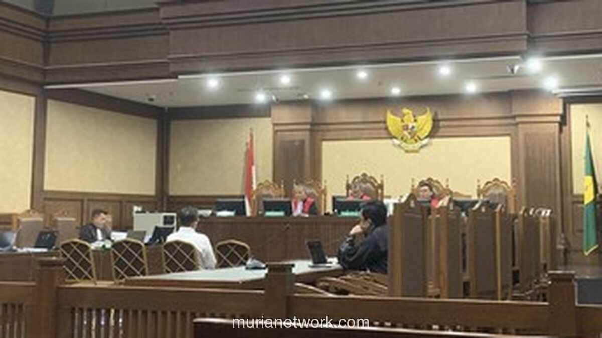 Perwakilan Tiga Grup Korporasi Dituntut 15 Tahun Penjara atas Kasus Suap Hakim