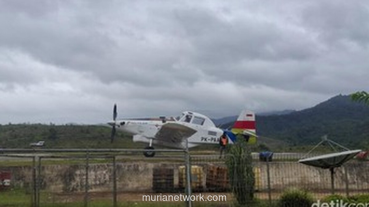 Pilot Selamat Usai Terjun Parasut, Pesawat Pengangkut BBM Jatuh di Perbukitan Nunukan