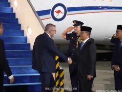 PM Australia Anthony Albanese Tiba di Jakarta untuk Tandatangani Traktat Keamanan Bersejarah dengan Prabowo