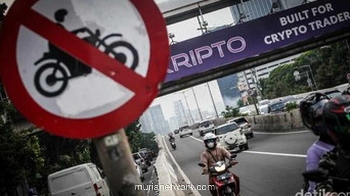 Polisi Amankan 11 Anggota Komunitas Motor Diduga Rusak Portal JLNT Casablanca untuk Konten