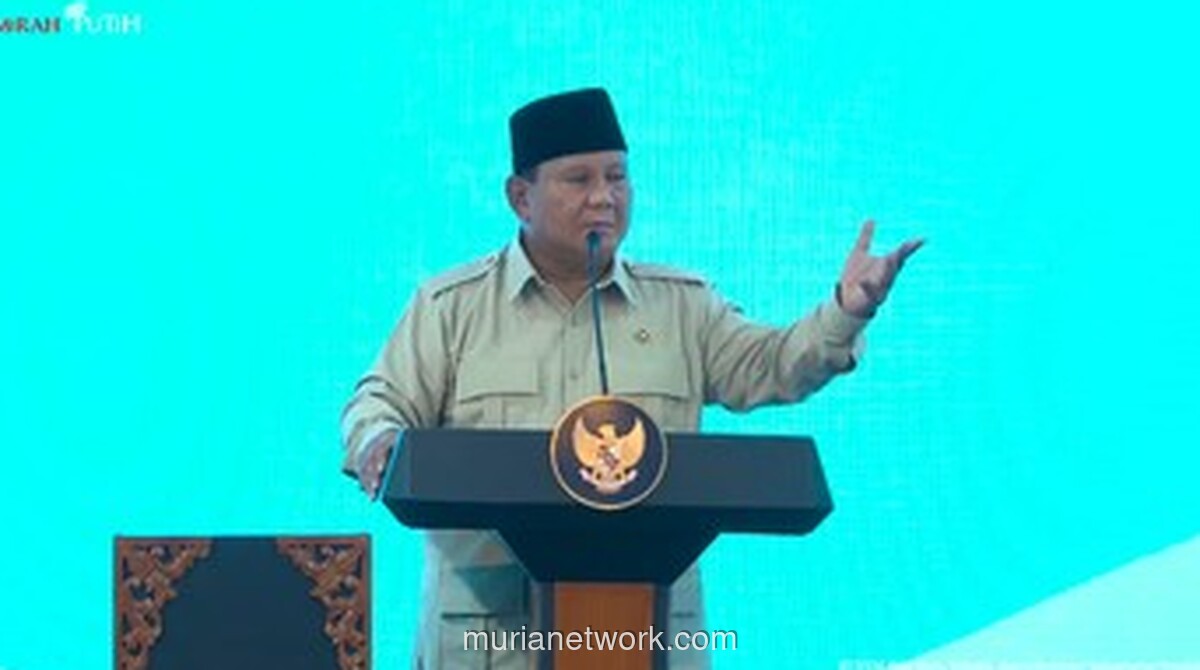 Presiden Jokowi Anugerahkan Bintang Mahaputera kepada Kapolri Listyo Sigit