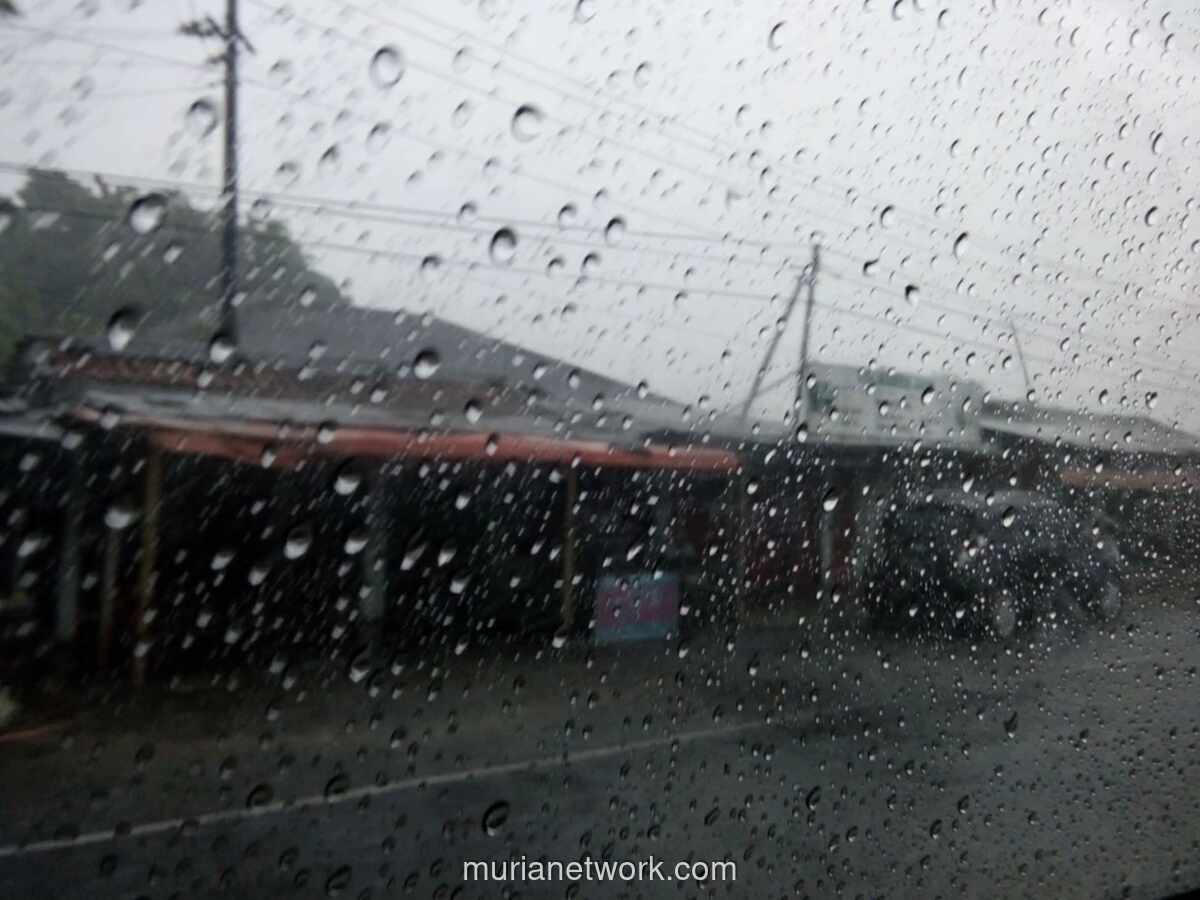 BMKG Makassar Imbau Waspada Hujan dan Angin Kencang di Sulsel Besok