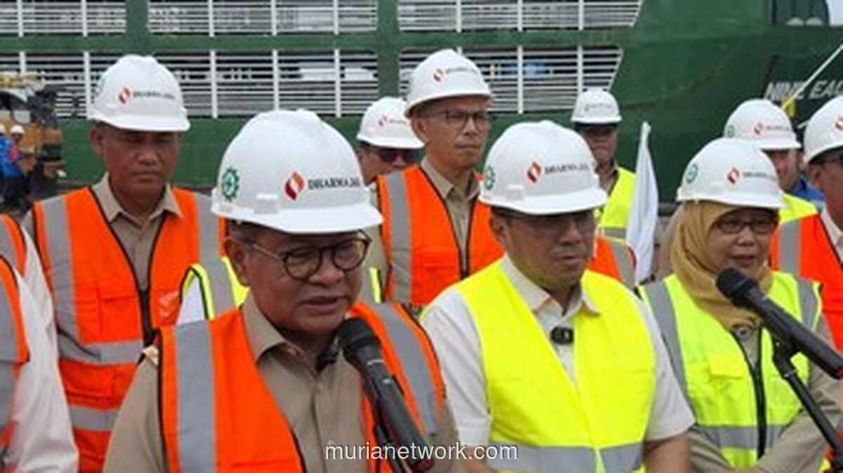 Gubernur DKI Gelar Rapat Khusus Bahas Penataan Trotoar dan Lapangan Padel