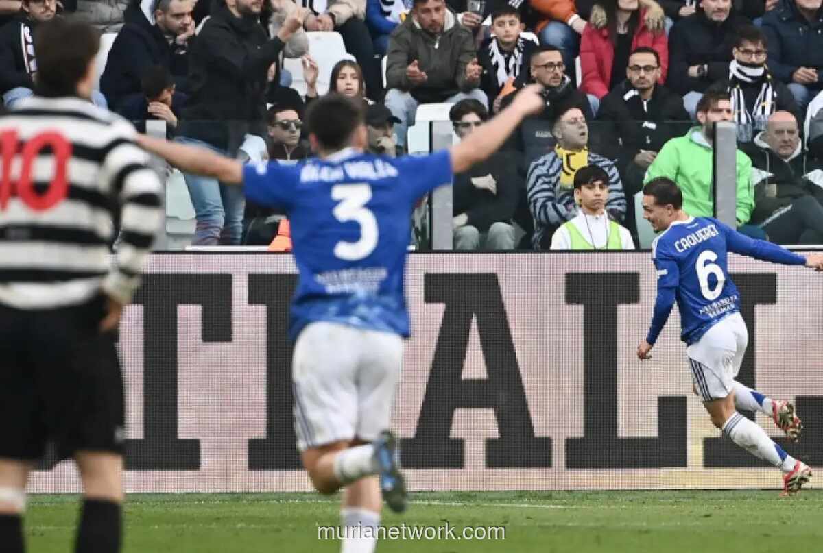 Como Tundukkan Juventus 2-0 di Allianz Stadium
